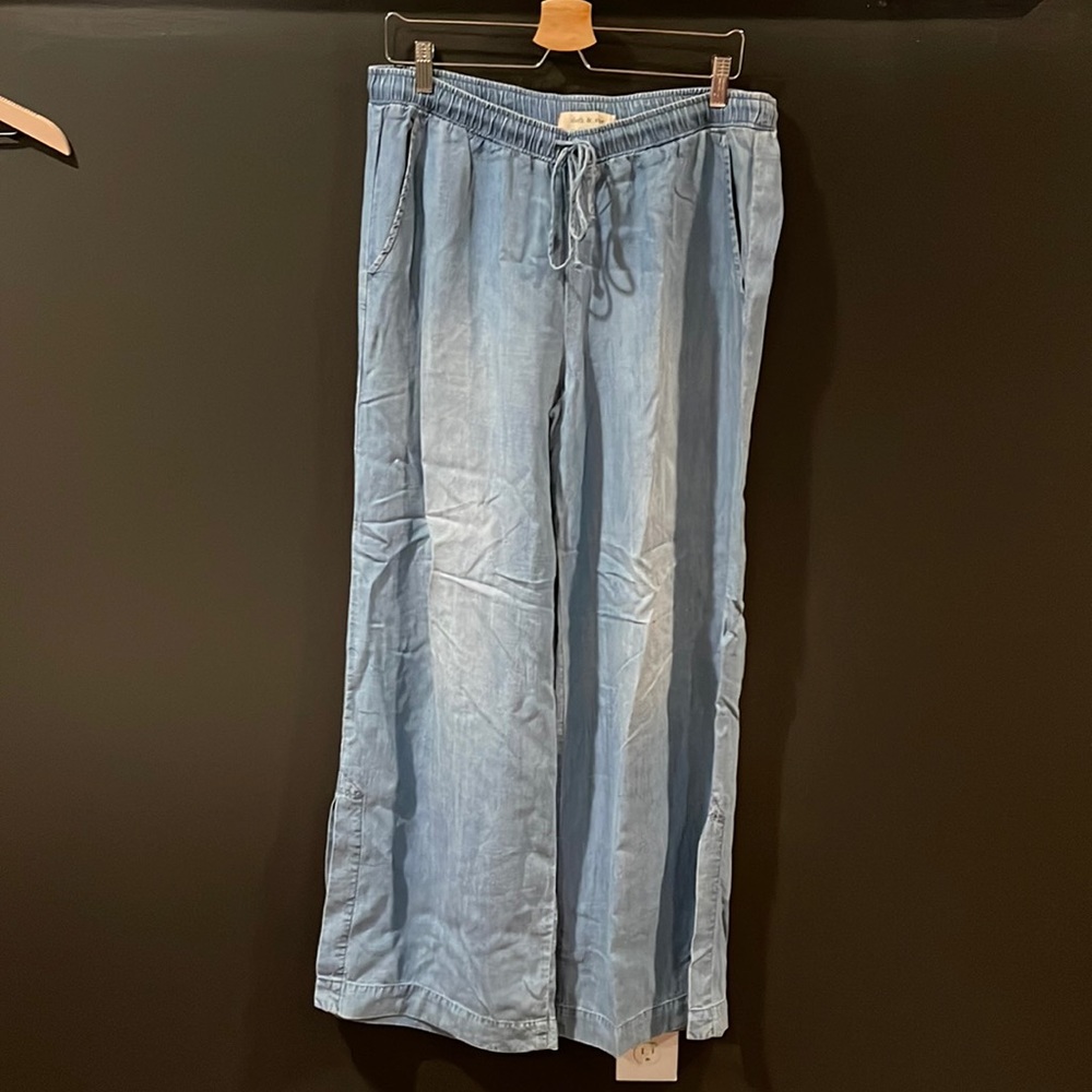 Pants with pockets: soft denim: very comfortable CLOTH & STONE